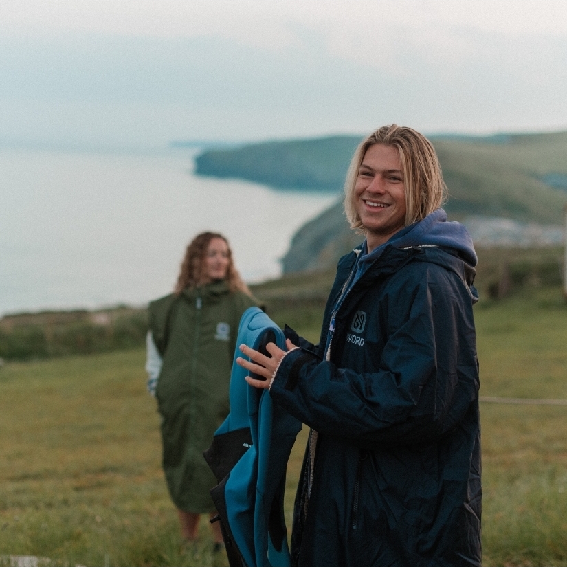 2025 Nyord Primaloft Outdoor Changing Robe ACC0005 - Black / Grey